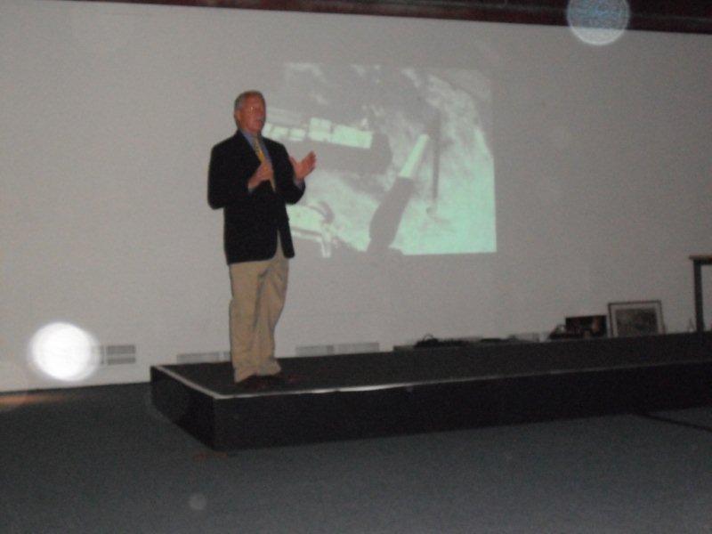 STS-119 Meeting 2009 26