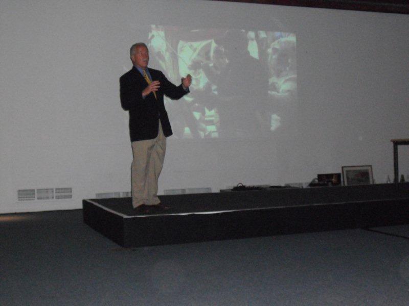 STS-119 Meeting 2009 27